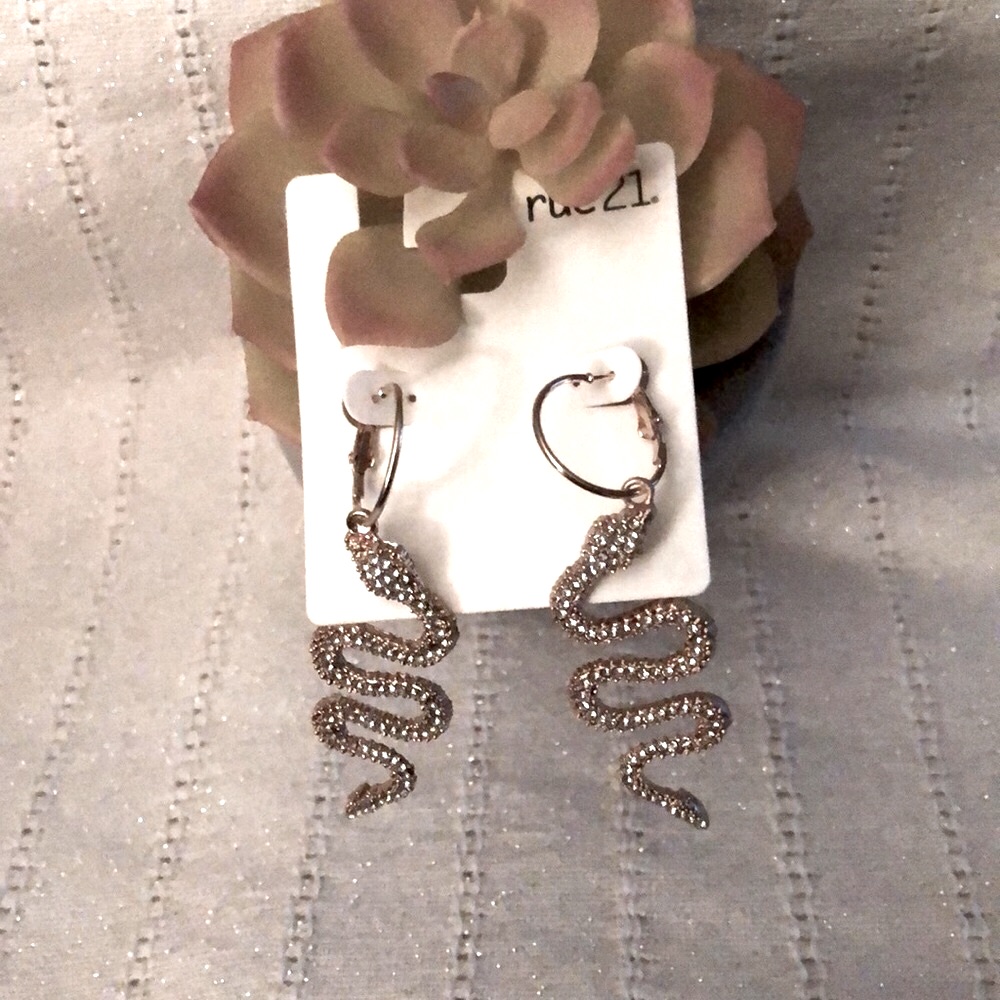 Rue 21 Earrings